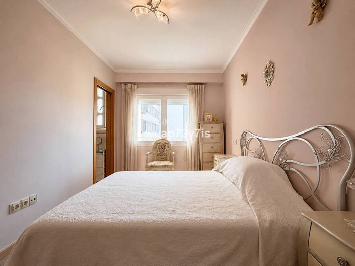 Image No.21-2 Bed Apartment for sale