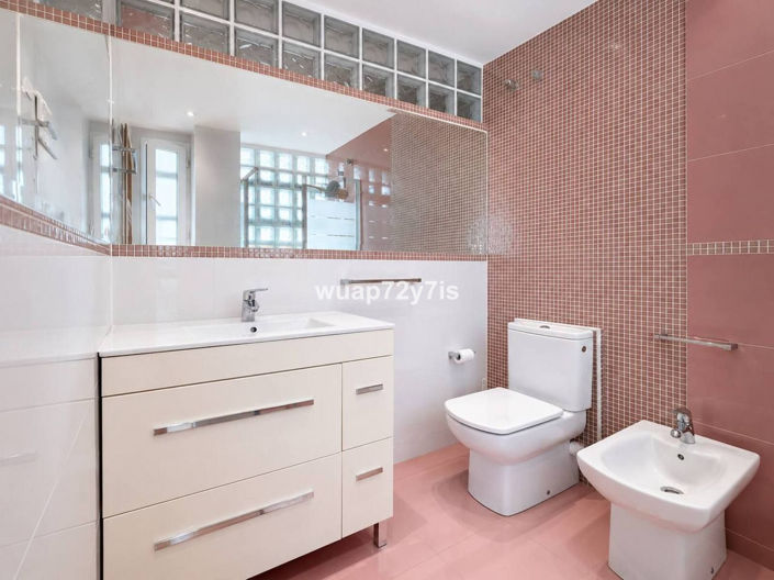 Image No.22-2 Bed Apartment for sale