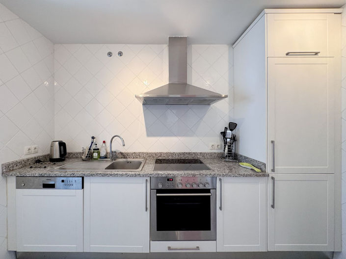 Image No.19-4 Bed Apartment for sale