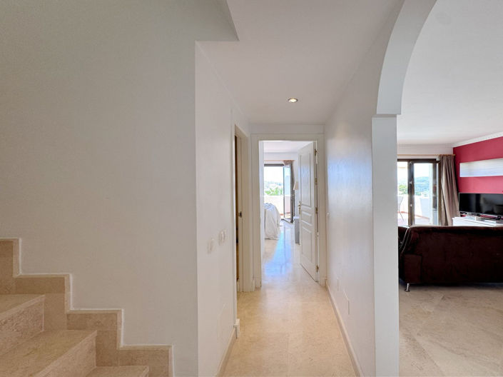 Image No.25-4 Bed Apartment for sale