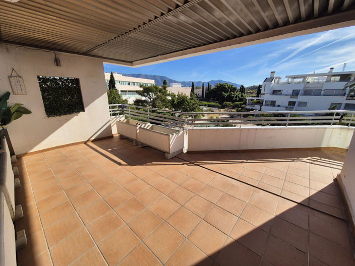 Image No.12-2 Bed Apartment for sale