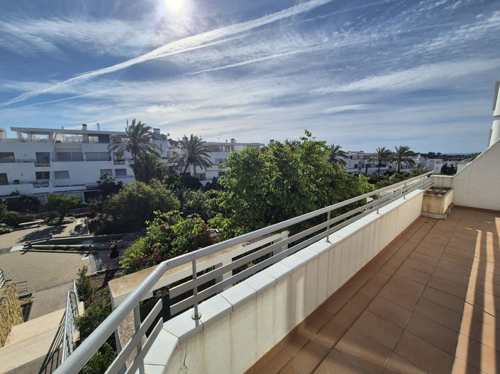 Image No.14-2 Bed Apartment for sale