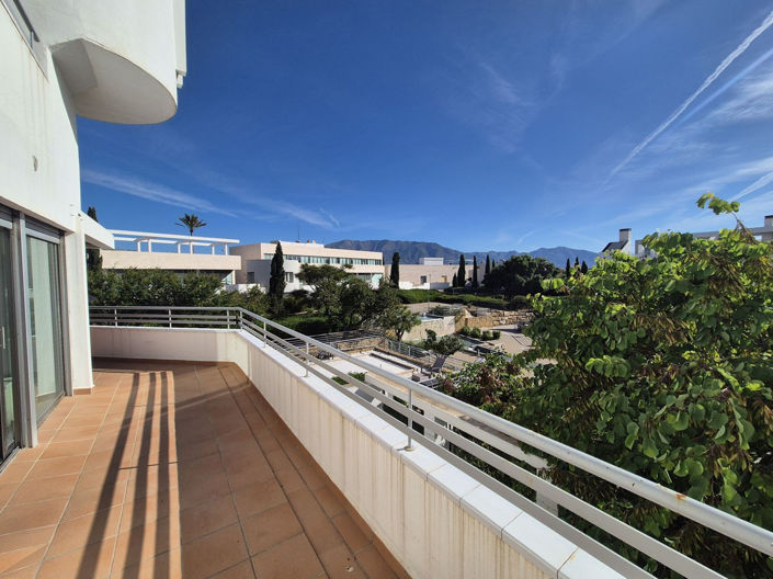 Image No.15-2 Bed Apartment for sale