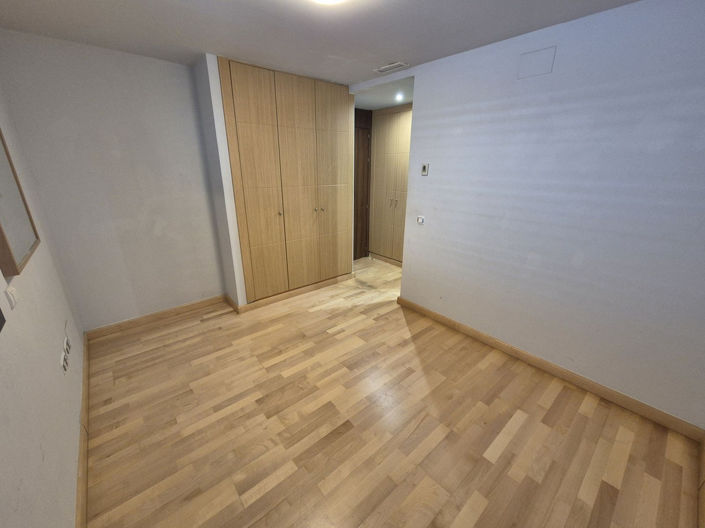 Image No.30-2 Bed Apartment for sale