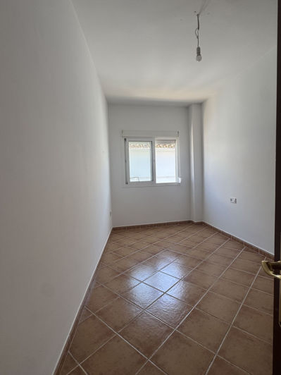Image No.10-Appartement de 2 chambres à vendre à Estepona