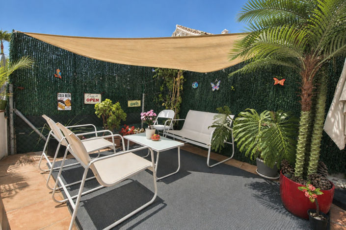Image No.20-2 Bed Villa for sale