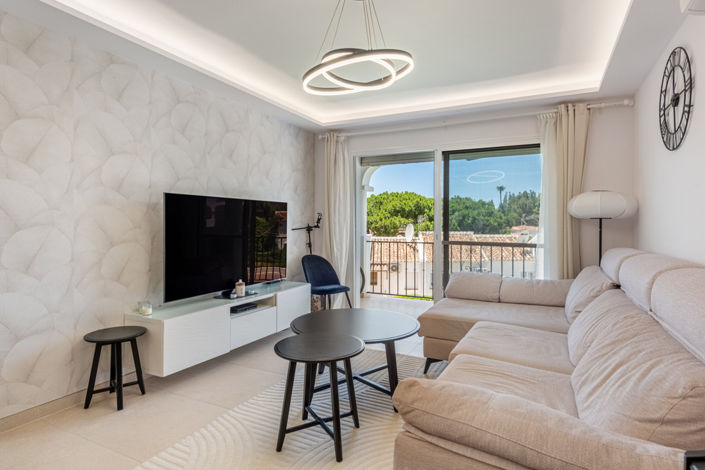 Image No.8-2 Bed Apartment for sale