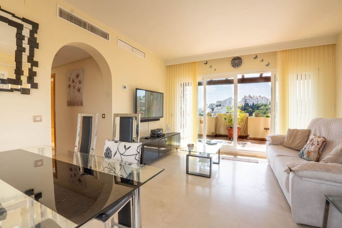 Image No.20-3 Bed Apartment for sale