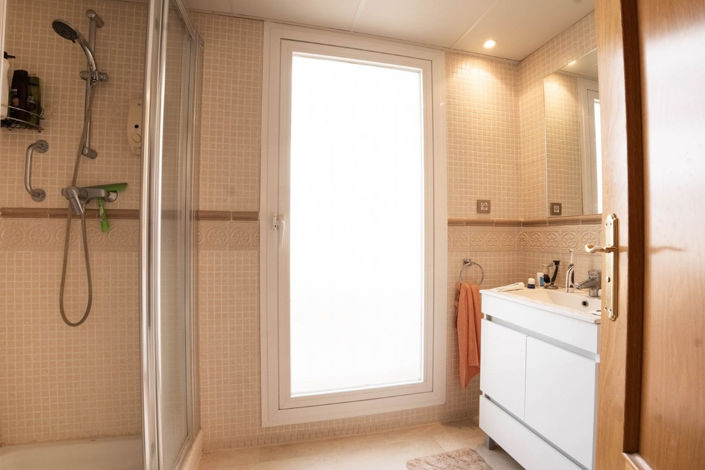 Image No.30-3 Bed Apartment for sale