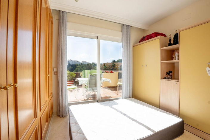 Image No.32-3 Bed Apartment for sale