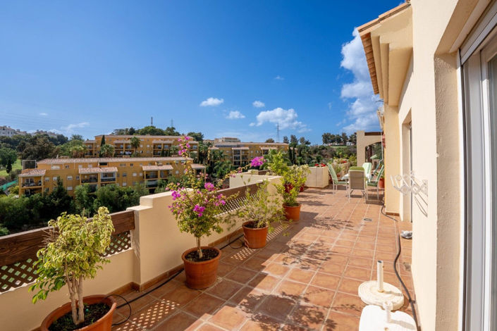 Image No.45-3 Bed Apartment for sale