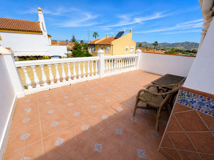 Image No.18-3 Bed Townhouse for sale