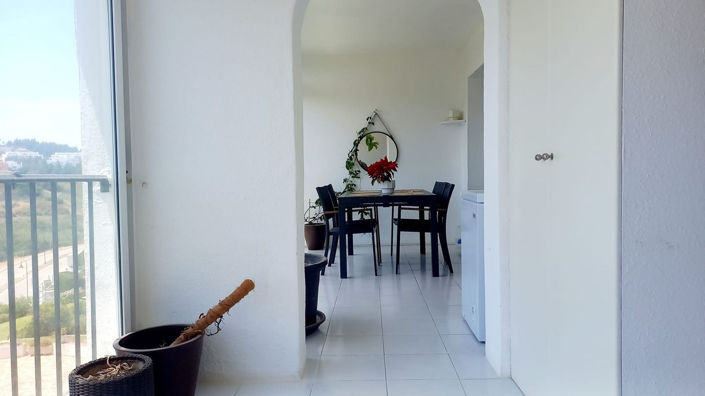 Image No.20-2 Bed Apartment for sale