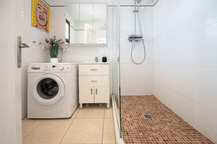 Image No.21-2 Bed Apartment for sale