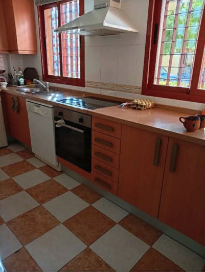 Image No.9-Jumelé de 3 chambres à vendre à Malaga