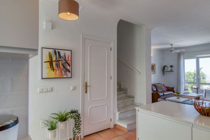 Image No.12-3 Bed Semi-Detached for sale