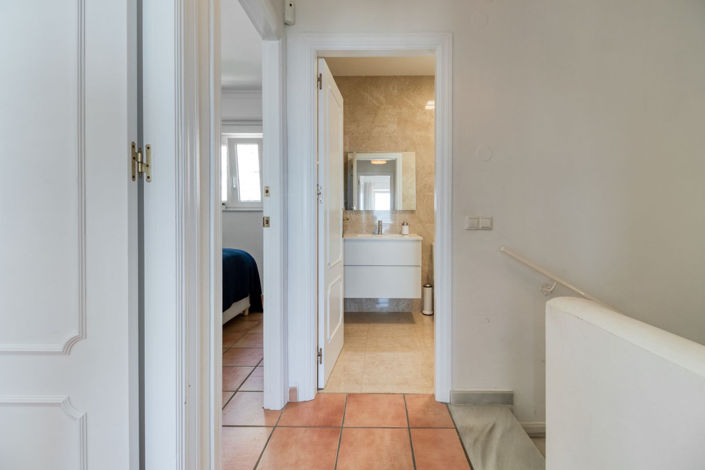 Image No.13-3 Bed Semi-Detached for sale