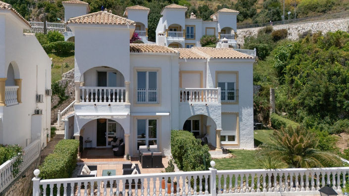 Image No.2-3 Bed Semi-Detached for sale