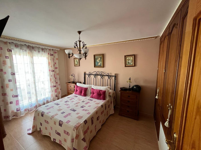 Image No.8-2 Bed Townhouse for sale