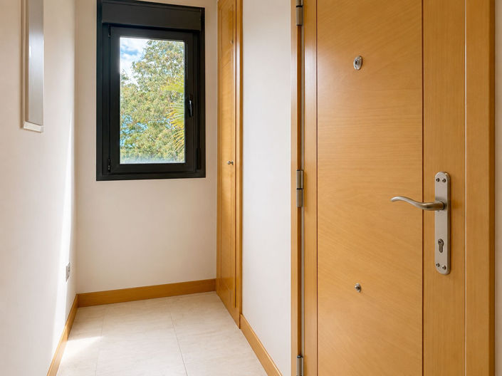 Image No.9-2 Bed Apartment for sale