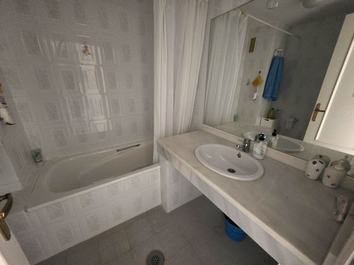 Image No.17-2 Bed Apartment for sale