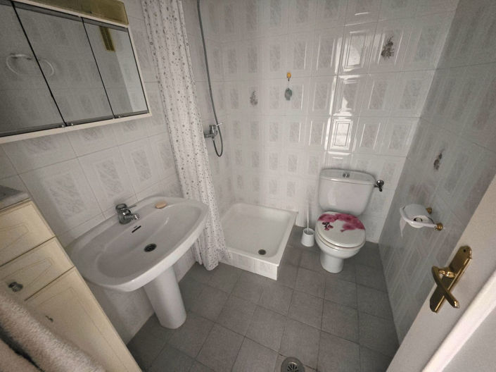 Image No.19-2 Bed Apartment for sale