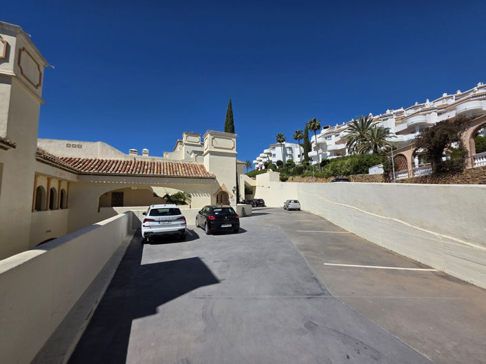 Image No.20-2 Bed Apartment for sale