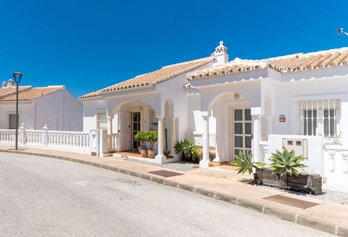 Image No.2-3 Bed Townhouse for sale