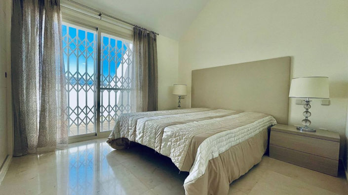 Image No.16-3 Bed Townhouse for sale