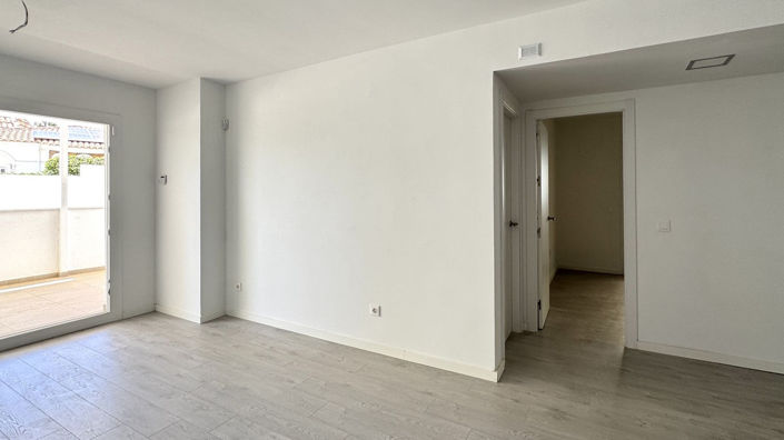 Image No.12-3 Bed Apartment for sale