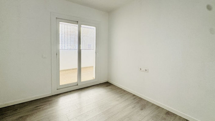 Image No.19-3 Bed Apartment for sale