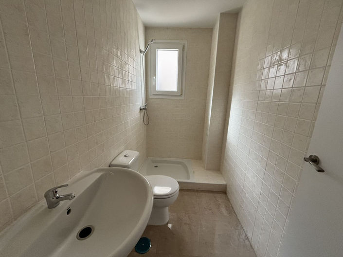 Image No.7-3 Bed Apartment for sale