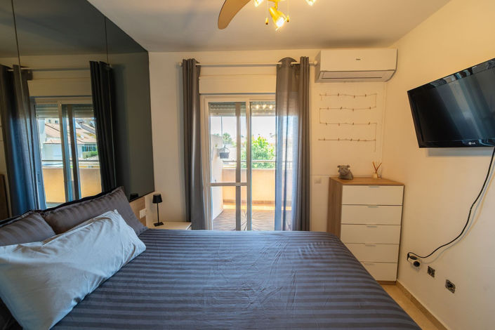 Image No.24-2 Bed Apartment for sale