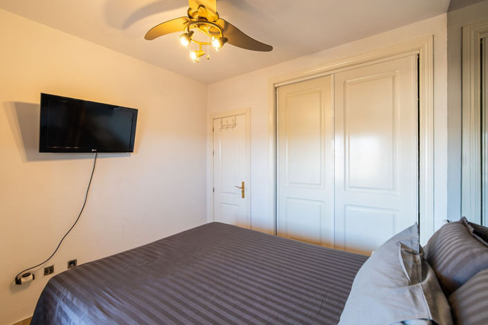 Image No.25-2 Bed Apartment for sale