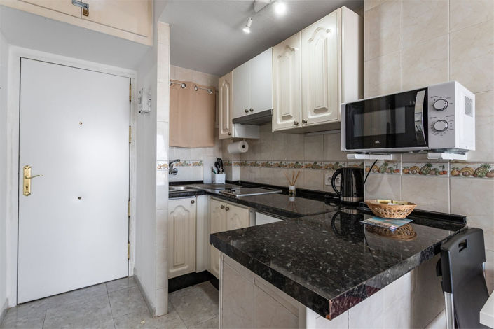 Image No.5-1 Bed Studio for sale