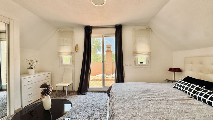 Image No.40-3 Bed Apartment for sale