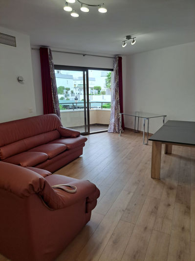 Image No.5-Appartement de 2 chambres à vendre à Estepona