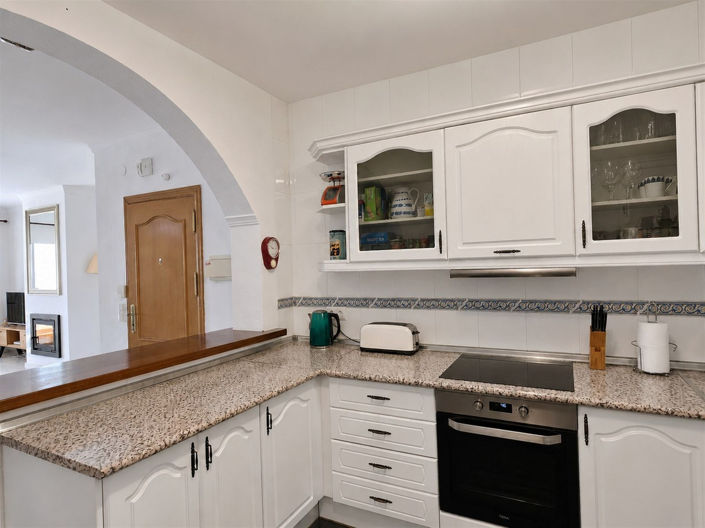 Image No.10-3 Bed Apartment for sale