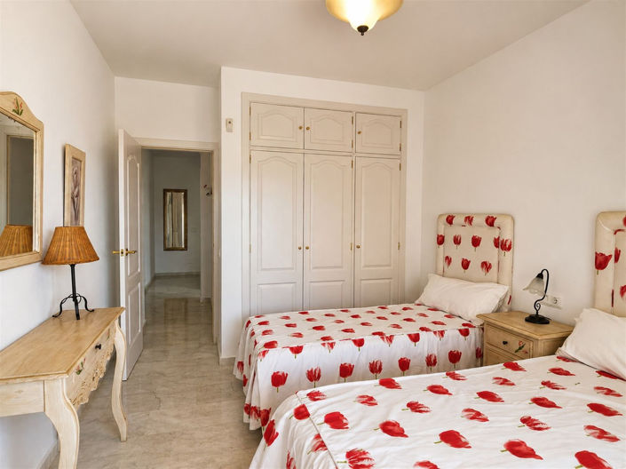 Image No.21-3 Bed Apartment for sale