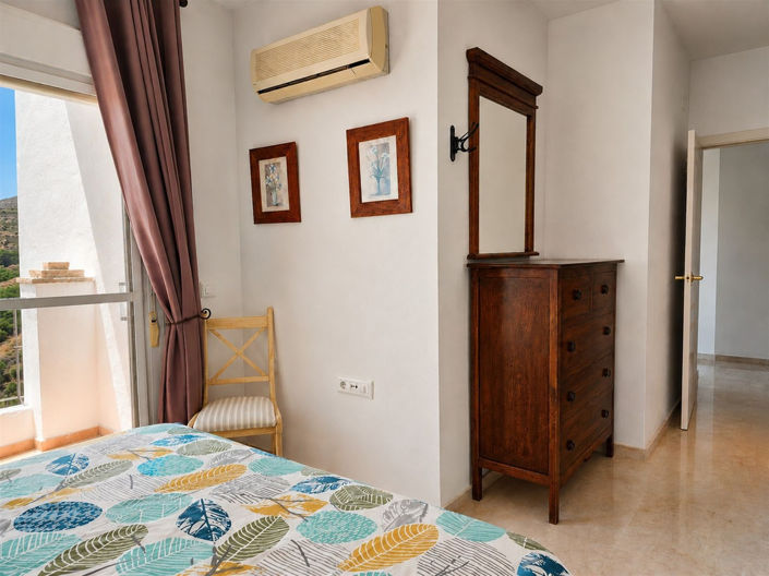 Image No.33-3 Bed Apartment for sale