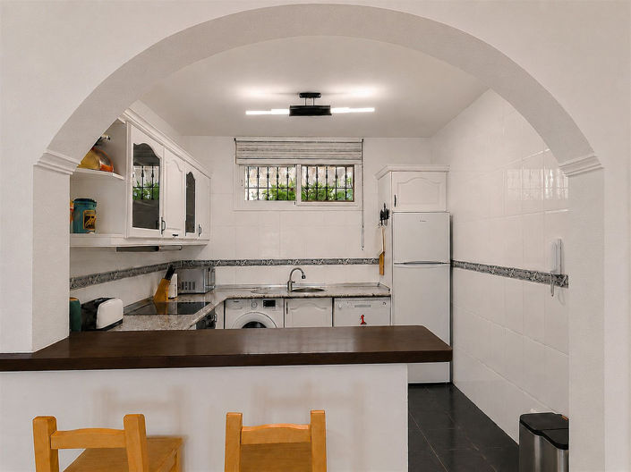 Image No.9-3 Bed Apartment for sale