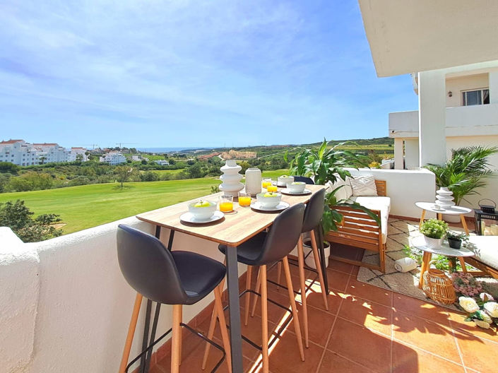 Image No.3-Appartement de 2 chambres à vendre à Estepona