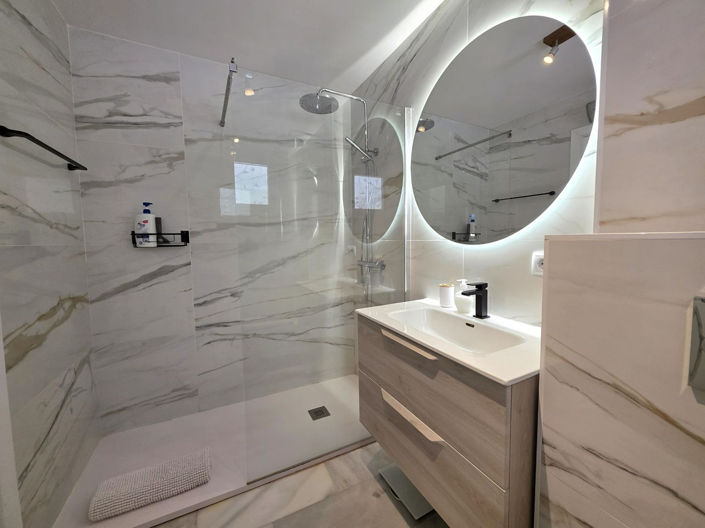 Image No.22-2 Bed Apartment for sale