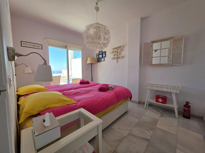 Image No.8-2 Bed Apartment for sale