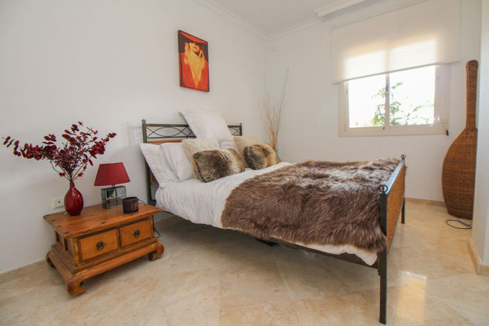 Image No.22-2 Bed Apartment for sale
