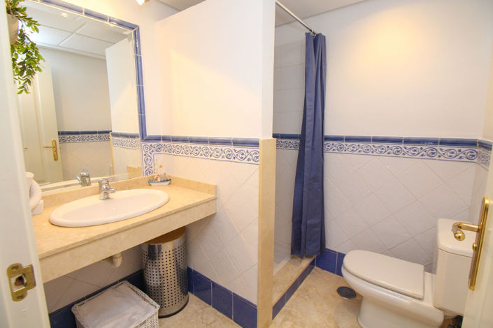 Image No.24-2 Bed Apartment for sale