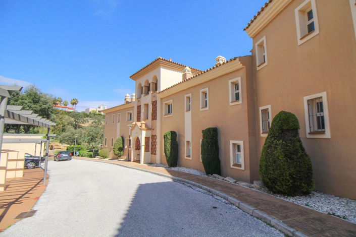 Image No.28-2 Bed Apartment for sale