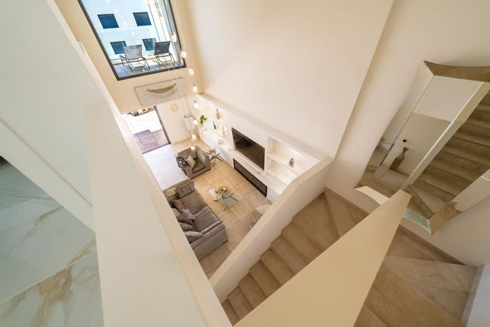 Image No.14-4 Bed Townhouse for sale