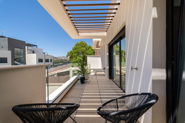 Image No.19-4 Bed Townhouse for sale