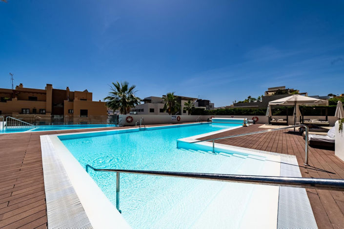 Image No.42-4 Bed Townhouse for sale